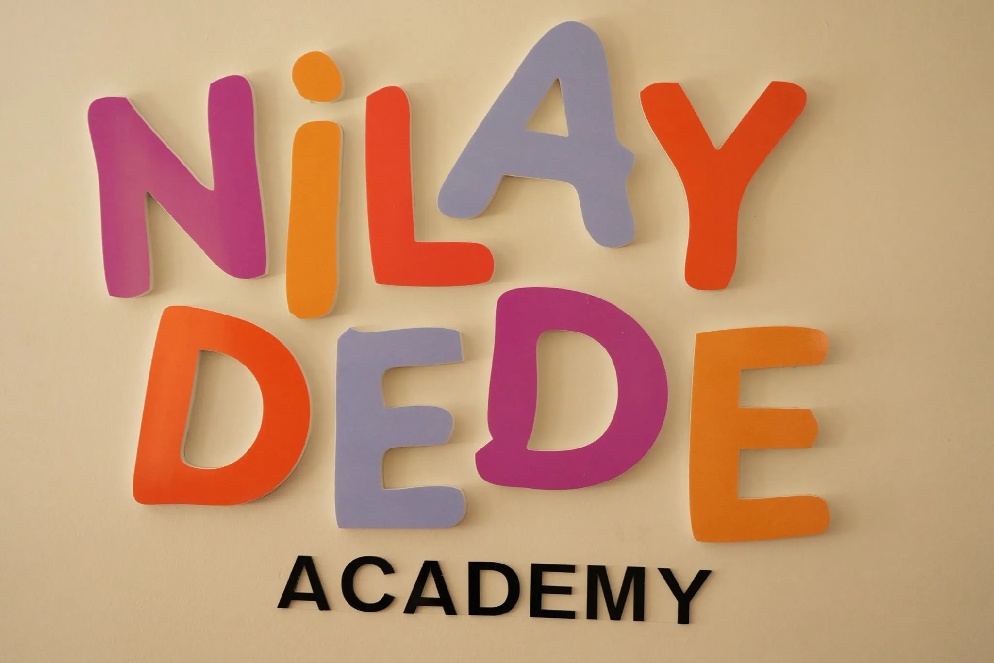 Nilay Dede Academy sınıf ortamı